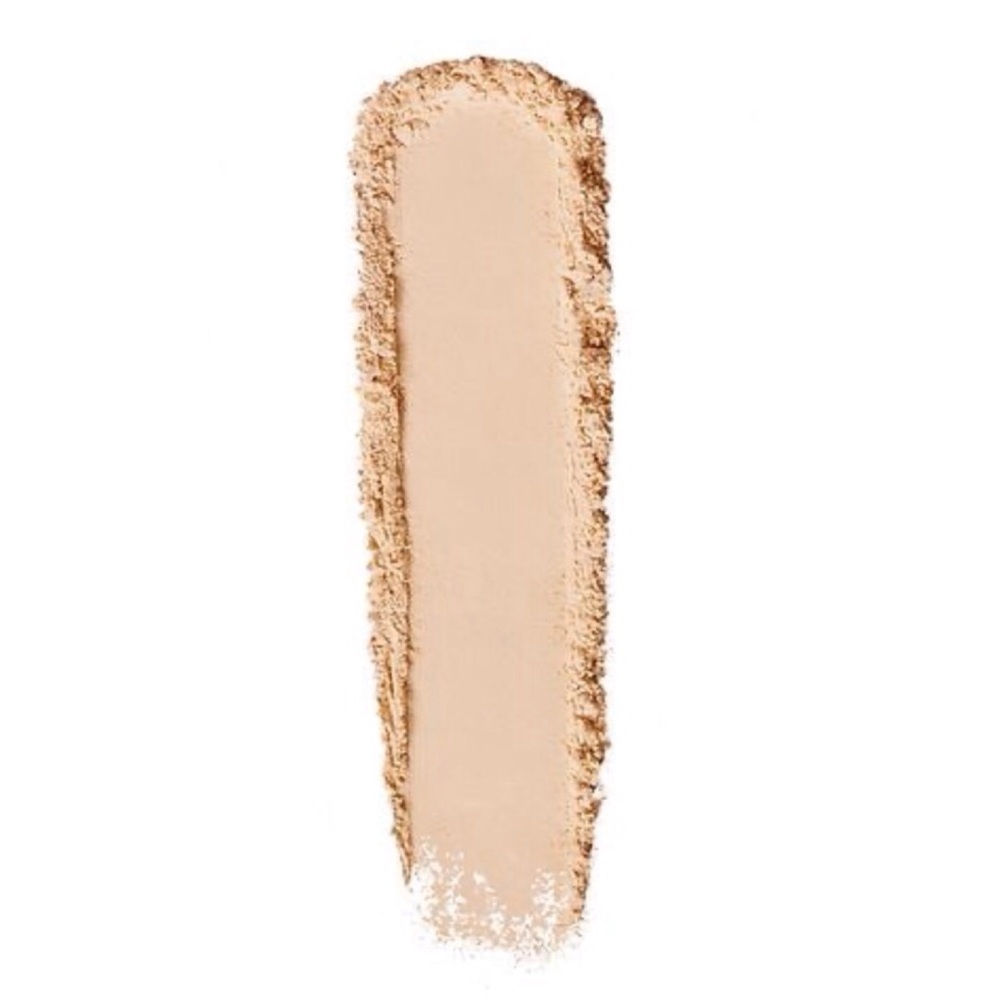 No. 7 Lift & Luminate Triple Action Translucent Finishing Powder, (Light) (NWT) - Picture 2 of 8